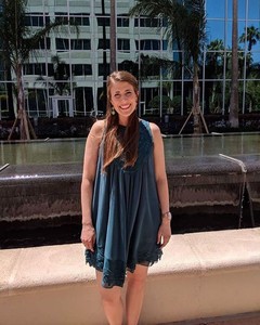 Ariana Hoover - Party Host Helpers 