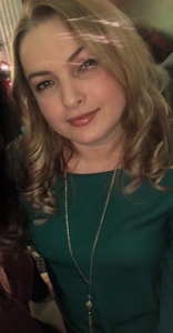 Mendie Rizvani - Party Host Helpers 