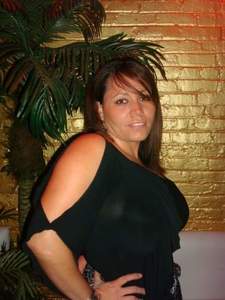 Adriana  arango - Party Host Helpers 