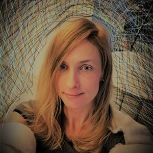 Julia Oliver - Party Host Helpers