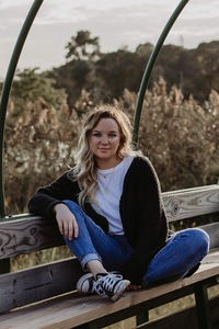 Sabrina Saenger - Party Host Helpers 