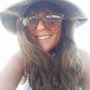 Vanessa Hughes - Party Host Helpers