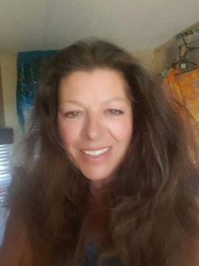 Lisa Holmes - Party Host Helpers 