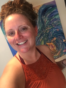 Kelly Thomson - Party Host Helpers 